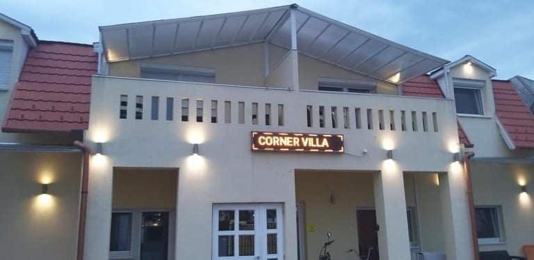 Corner Apartman 5 Siofok Luaran gambar