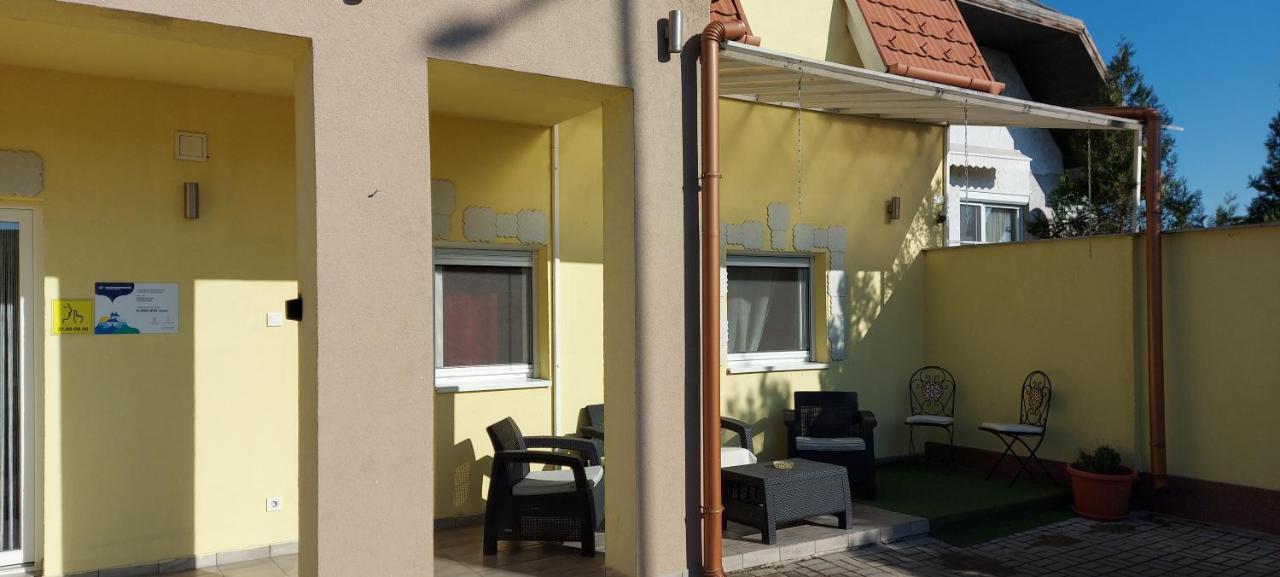 Corner Apartman 5 Siofok Luaran gambar